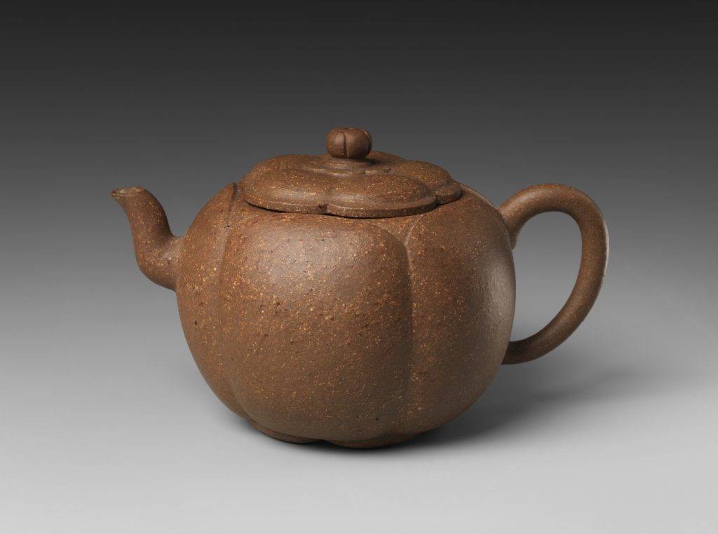 时大彬梅花式紫砂壶,明代紫砂器形发展的代表作品